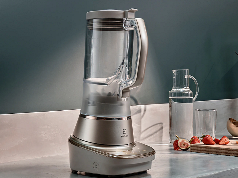 Electroluxit juoman valmistukseen Electrolux tehosekoitin pöytätasolla